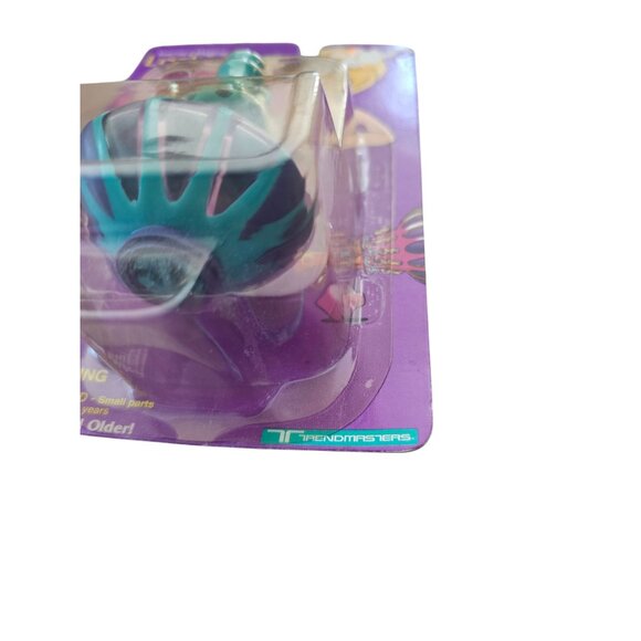 Trendmasters I Dream of Jeannie Magical Locket Vintage Blue Purple Bottle NOS - Picture 4 of 8